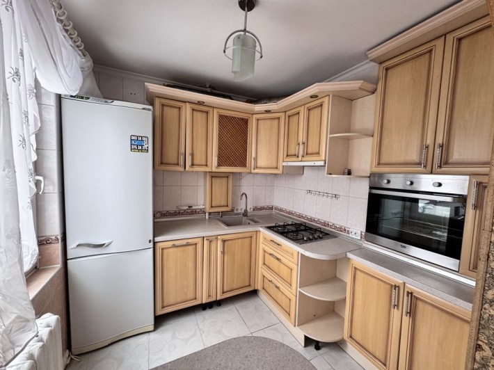 Оренда 3 кім квартири Фастівська - фото 1