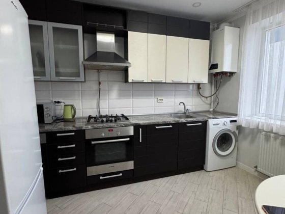 Довготривала оренда 1 кім квартири в центрі міста, вул Мельника Івано-Франківськ