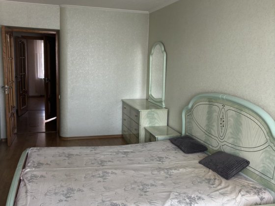 Здам  3 кімнатну Південно -Захід Хмельницький