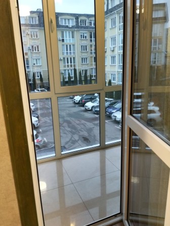 Вул. Миру 9. Софіївська Борщагівка. Однокімнатна квартира. Студія. - фото 1