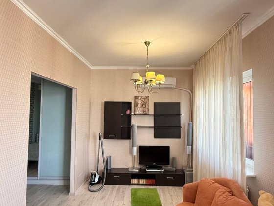 Здається євро 2-кімнатна квартира з балконом та власним паркомісцем!! Ирпень