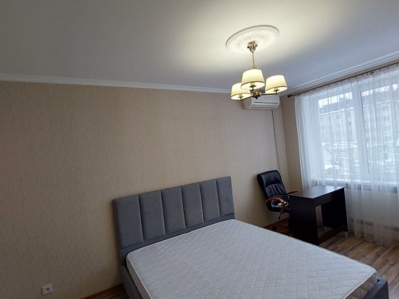 Здам ідеальну євро-2 к.кв. з меблями і технікой  по вул. Чехова, 4 Ірпінь