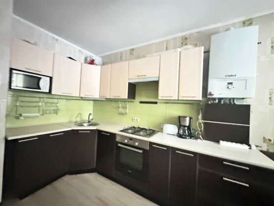 2к квартира з газом, посудмийкою, паркомісцем. Ирпень