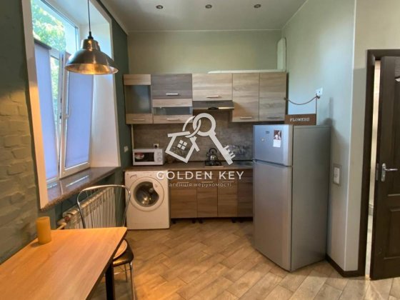 Оренда однокімнатної  квартири біля вулиці Свято-Миколаївська Кривий Ріг