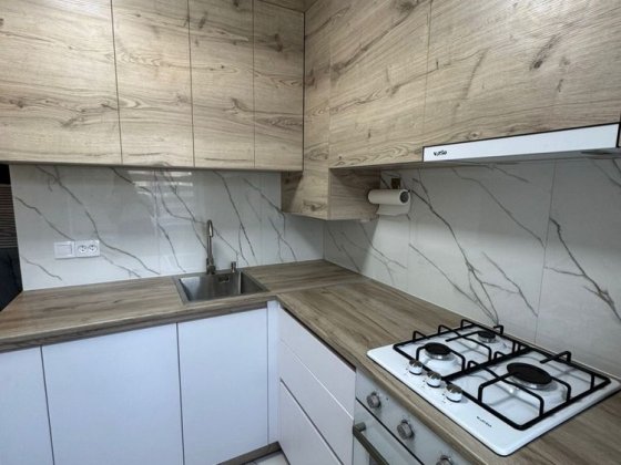 Оренда 2-х кімн затишної та просторої біля РЦ Промінь 320€ Луцк