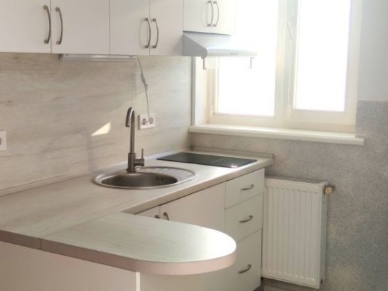 1 к квартира з паркомісцем, резервним живленням Луцк