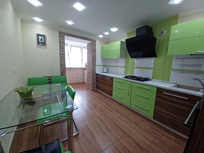 Оренда великої 3к пасічна - фото 1