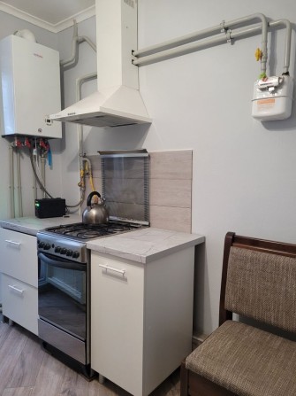 Здам 2 км.кв.вул.Привокзальна,авт.опалення,кімнати окремі,на 1 - 3 міс - фото 1