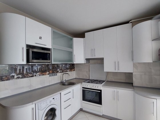 Здам велику 1 кімн.кв.на 7 лінії з ремонтом, меблями і технікой Ірпінь