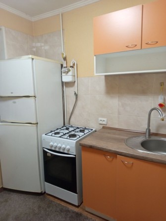 Классная двушка на  Восходе.Оплата помесячно.Любой срок.Заселим сразу. - фото 1