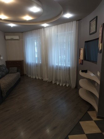 Газовий котел біля лісу - фото 1