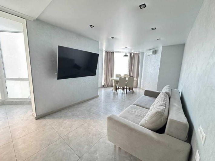 Оренда розкішної квартири навпроти ЦЕНТРАЛЬНОГО парку Ірпеня - фото 1