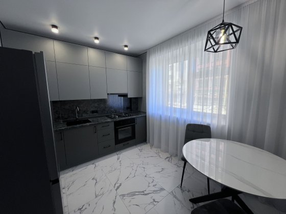 Здам 1 кімнатну квартиру на Озерній Хмельницький