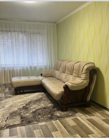 Оренда 2х.кімнатної квартири на Ювілейній - фото 1