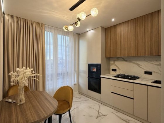 Здаю 1 кімнатну квартиру в центрі міста ЖК Family Plaza Ивано-Франковск