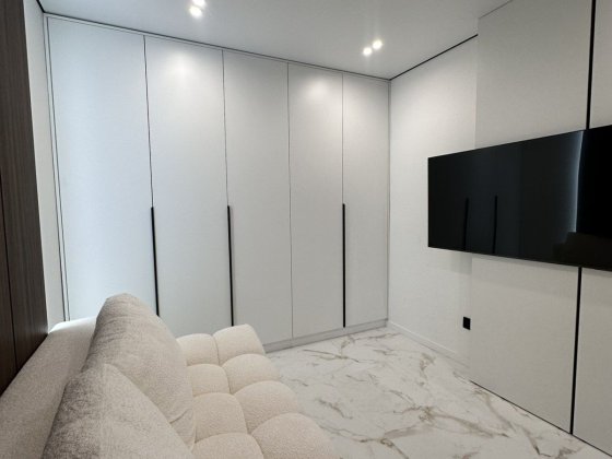 Дизайнерська  3-кімнатна Фемелі Плаза, Центр, перша здача Ивано-Франковск