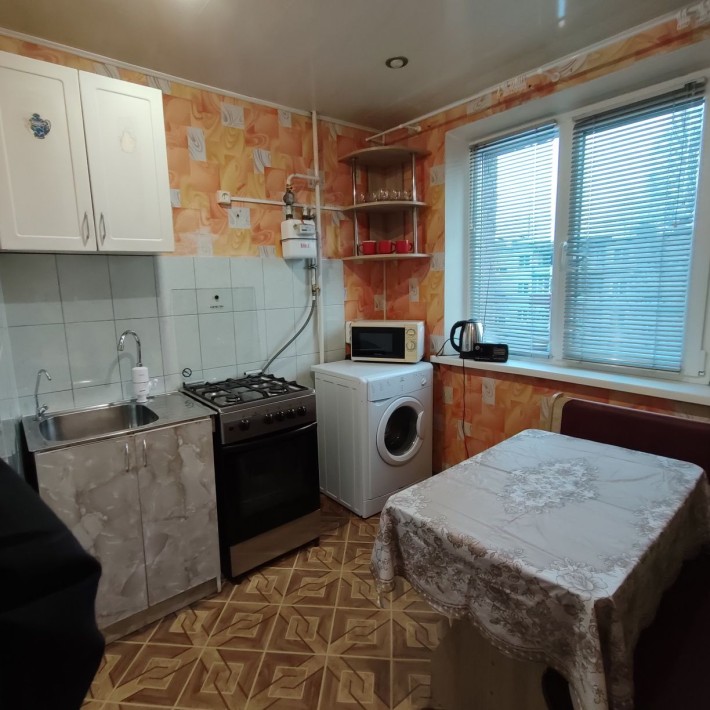 Оренда 2 кімнатної на Інтернаті, 17 квартал, Колачевського - фото 1