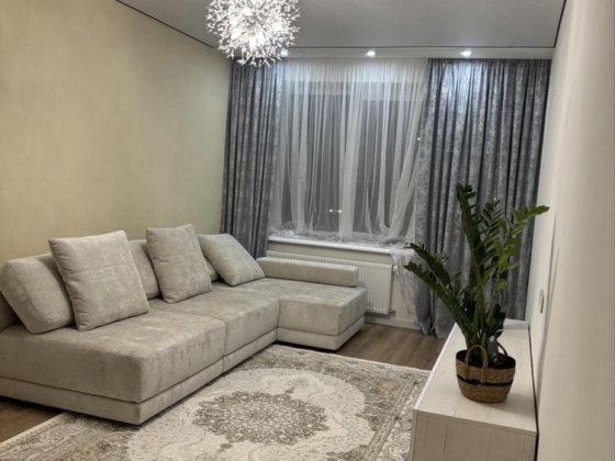 Оренда 2к н/б з ремонтом та гаражем в будинку Хмельницкий