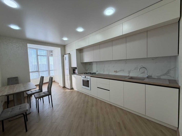 Довгострокова оренда 1к квартири по вул. Зарічанська - фото 1