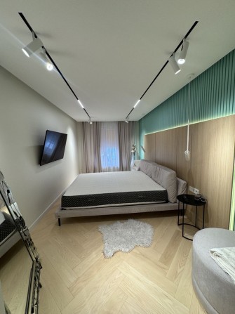 Оренда великогабаритної 3 кімнатної квартири вул.Зацепи - фото 1