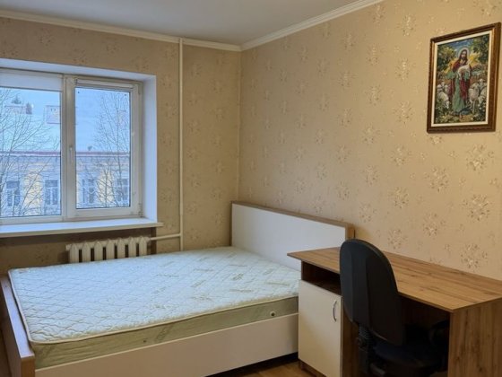 Оренда 2 кімнатна квартира вул. Галицька 64 неподалік центр ДО МОСТА Ивано-Франковск