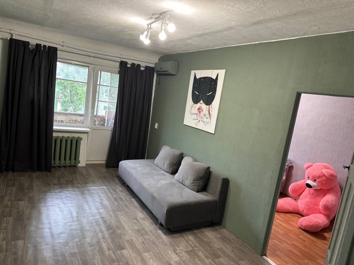 2-х комнатная квартира на 97кв,в хорошем расположении - фото 1