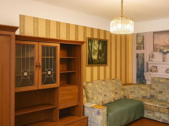 ул Фукса 3, 44 м2 - после косметического ремонта, сталинка Кривий Ріг