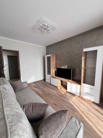 Центр міста 2-кімнатна квартира біля озера - фото 1