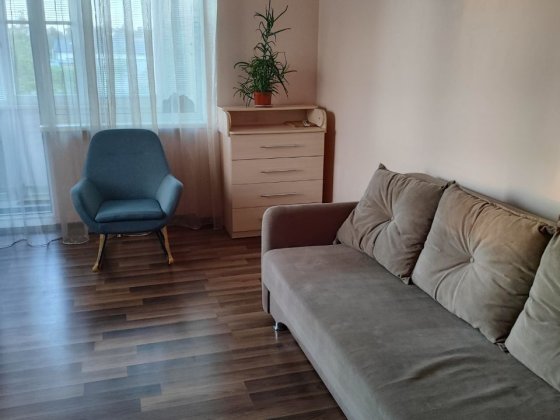 Аренда 1к район Центральный пар 42м газ  інвертор Ірпінь