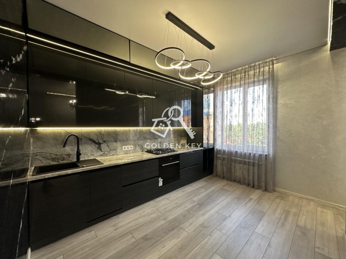 Оренда двокімнатної квартири на площі Визволення - фото 1