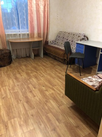 Двокімнатна затишна квартира в центрі - фото 1