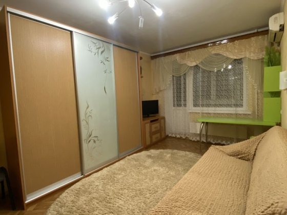 Однокімнатна квартира на Садах з гарним косметичним ремонтом Полтава