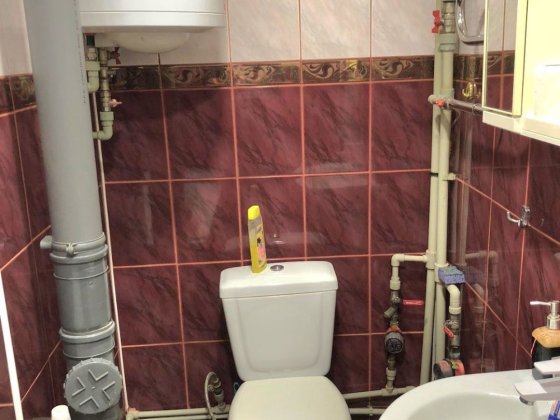 Полтава 2ком 1эт 9эт есть балкон и лоджия 9000 и ком ост.Фурманова Полтава