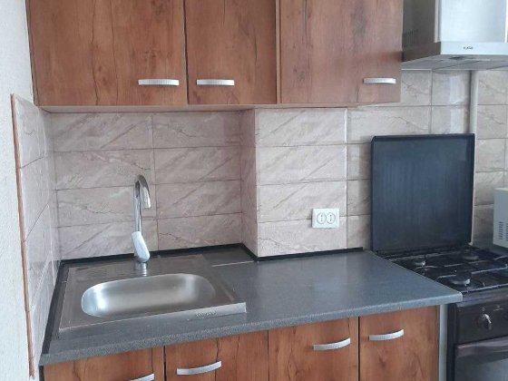 Здам довгостроково  2х кімнатну квартиру