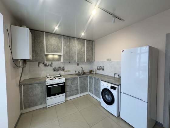 Оренда 1 км | Центр | Височана Івано-Франківськ