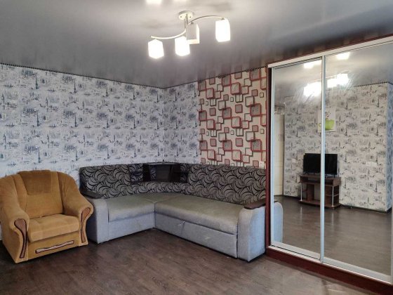 Оренда однокімнатної квартири-студії на Соцмісті по Соборності. Кривий Ріг