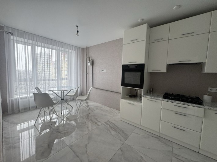 Здам 1 кк Миколи Сінгаївського, 6б - фото 1