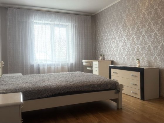 Оренда 2 кім квартири на Щасливому. Беруть всіх Рівне