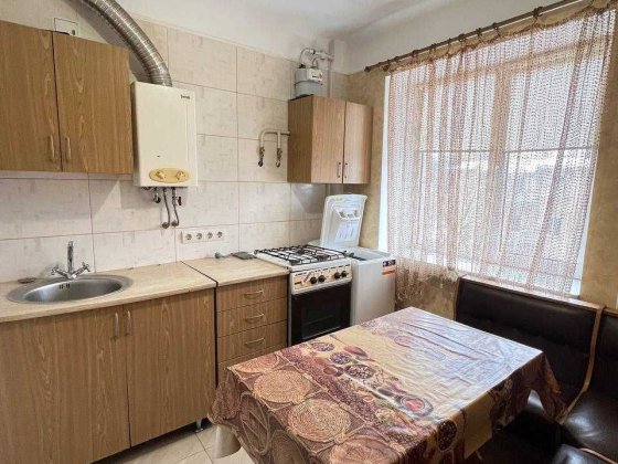 Здам в оренду 1 кімнатну квартиру в Центрі Рівне