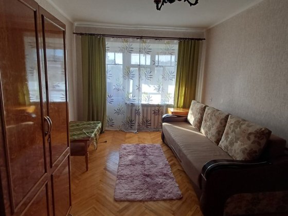 Здається в оренду 1 кім.кв по вуд. Набережній буд. 6. Ивано-Франковск