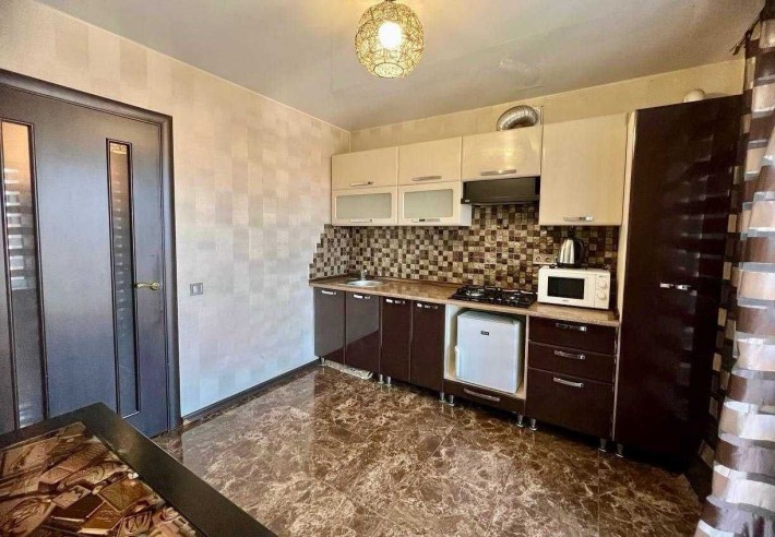 Оренда 1 кімнатної квартири навпроти Екватора. - фото 1