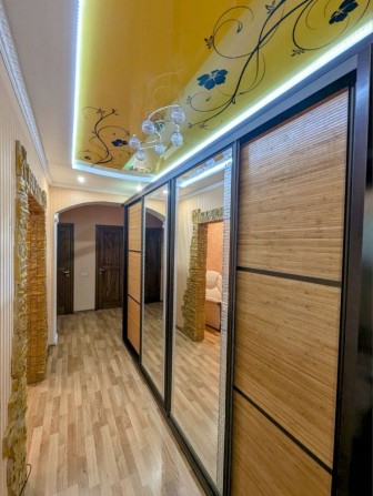 Автономка, парко-місце, цегляний будинок - фото 1