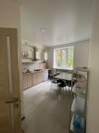 Здам в оренду 2 кімн квартиру в центрі - фото 1