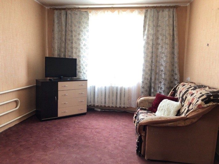 Здам 1 кімнатну квартиру на Харківській 7 поверх 3 - фото 1