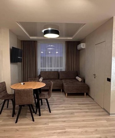 Оренда просторої 2 км квартири з функцією 3 км в самому центрі міста - фото 1