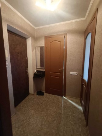 Поділ  1кім з меблями та технікою - фото 1