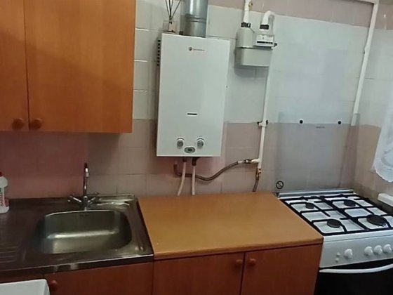 Поділ поруч з кафе Хуторок вільна Полтава