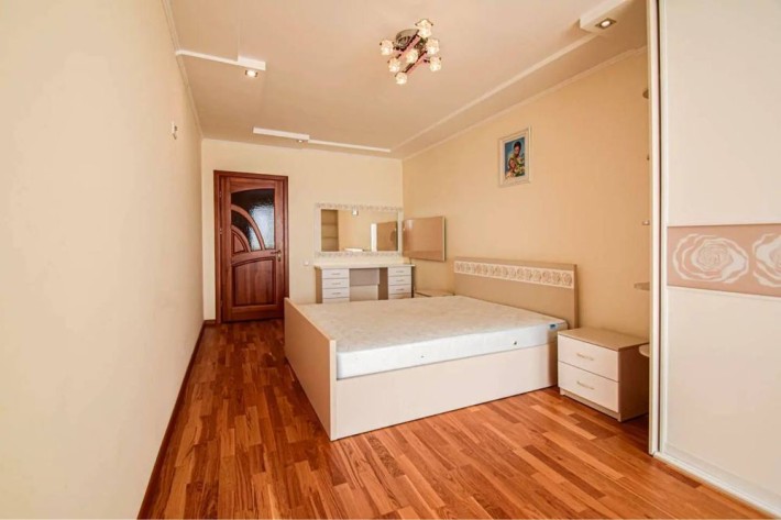 Здається 2-К. квартира у районі Дружба за вул. Будного 28, - фото 1