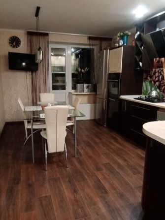 Здається  велика квартира з ремонтом та меблями. - фото 1