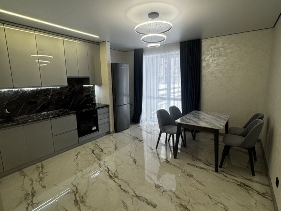 Оренда сучасноі 1 к квартири з власною ділянкою Ивано-Франковск